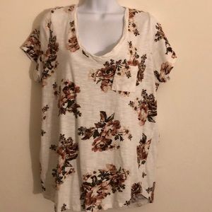 TORRID small front pocket tee